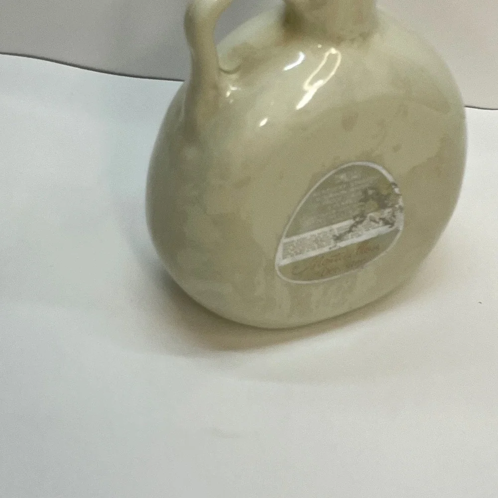Vtg Stitzel-Weller Monticello Milk Glass Decanter 1849 Stopper Bourbon Bottle‎
